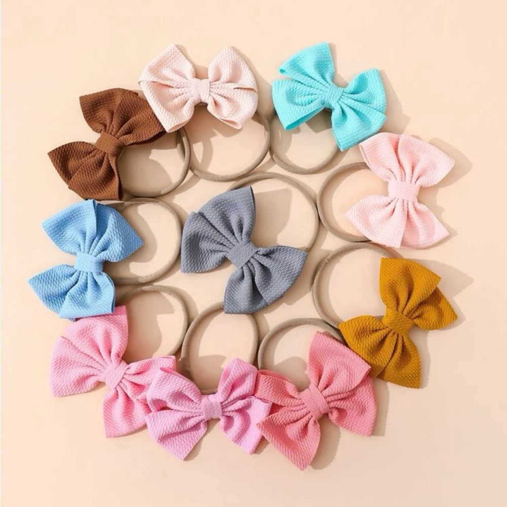 Bundle of bow headbands
